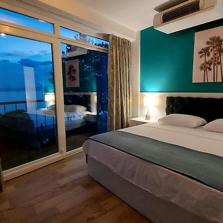 Pier 82 Apartments โอครีด ภายนอก รูปภาพ
