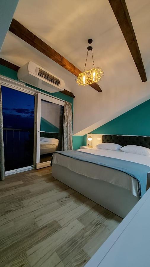 Pier 82 Apartments โอครีด ภายนอก รูปภาพ
