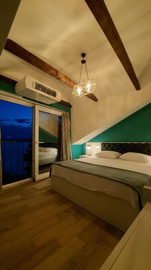 Pier 82 Apartments โอครีด ภายนอก รูปภาพ