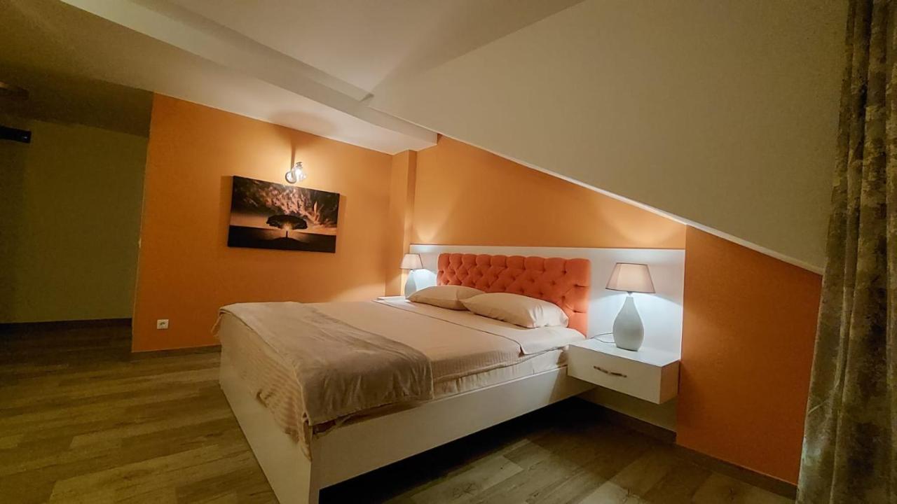 Pier 82 Apartments โอครีด ภายนอก รูปภาพ