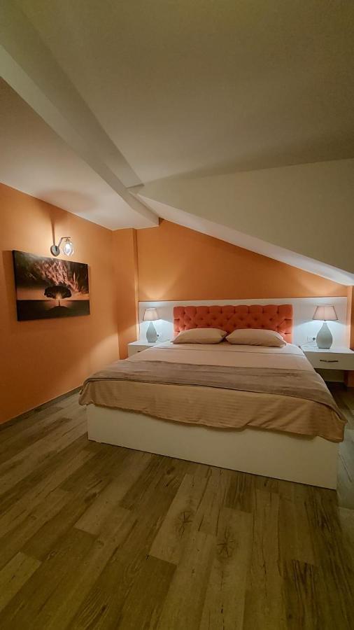 Pier 82 Apartments โอครีด ภายนอก รูปภาพ